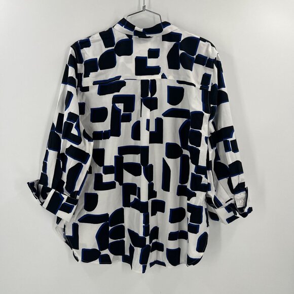 Chico's 2.5/14 Classic Button Down Roll Tab Abstract Print No Iron Chic Stretch - Picture 2 of 10